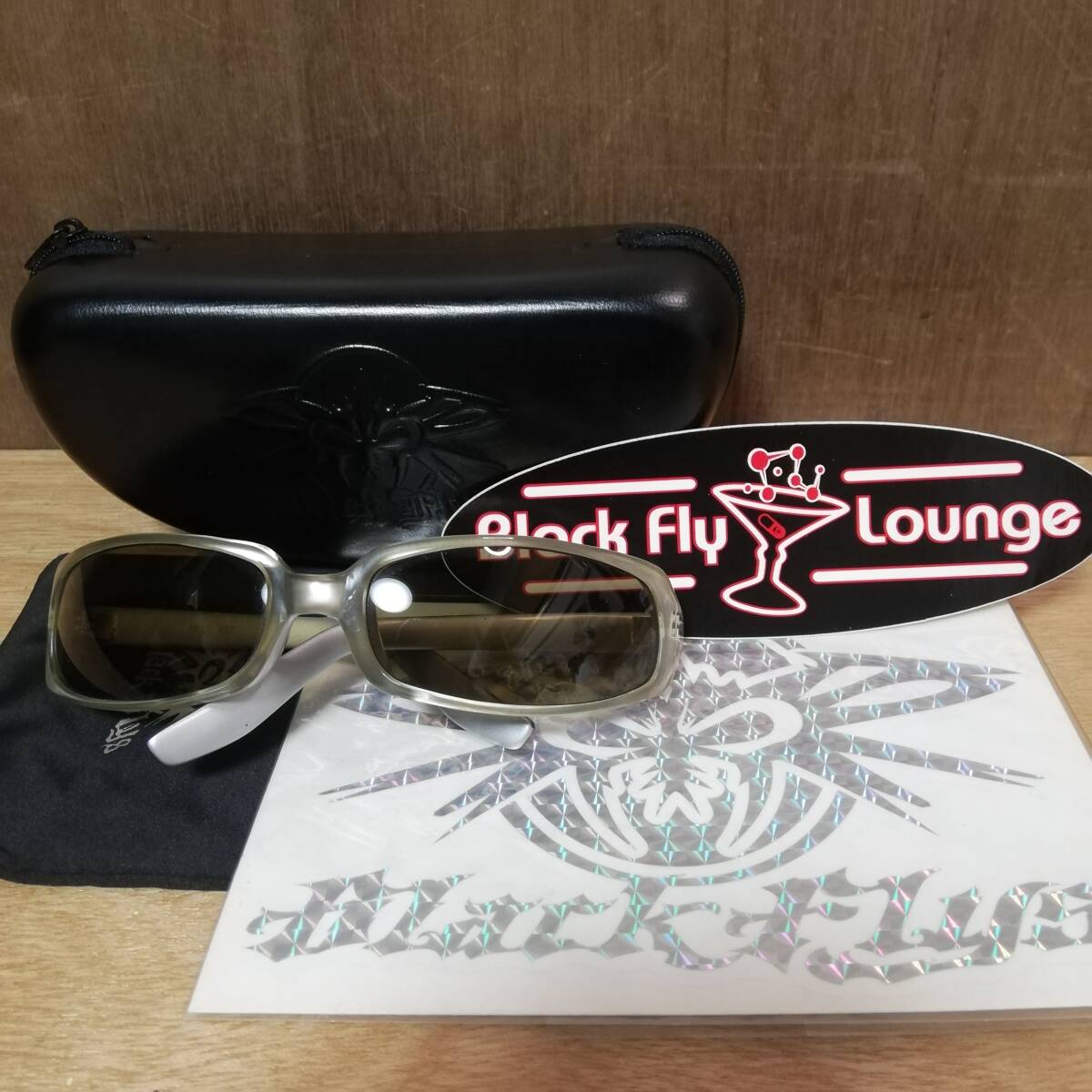 未使用 BLACKFLYS / ブラックフライズ MINI FLY デッドストック シルバー ステッカー2枚付き拍卖