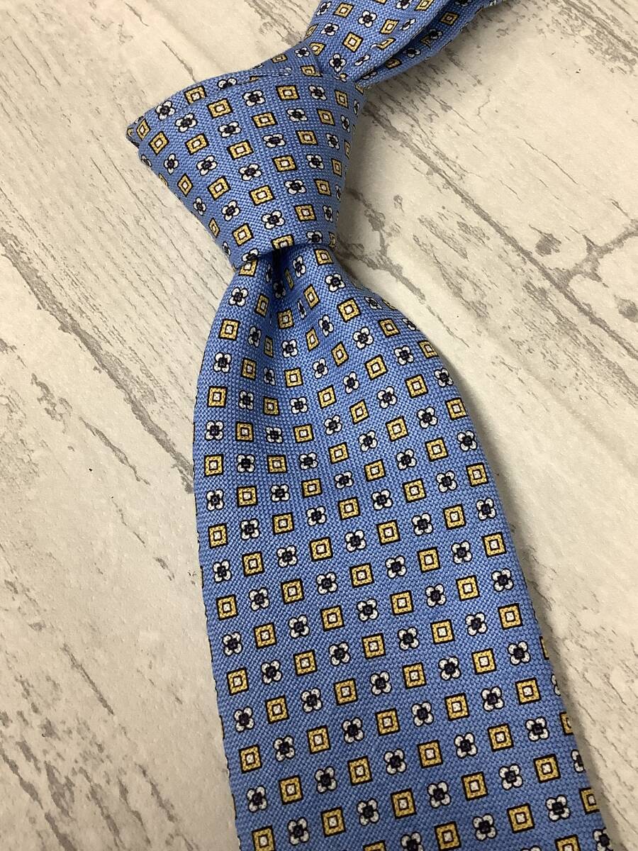 新品未使用 日本製ネクタイ リネン極上生地 インポートっぽいブルーの小柄 麻100% 高級芯拍卖