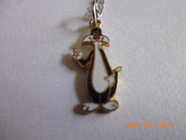 シルベスター Sylvester ワーナー ビンテージ 1970年代のネックレース拍卖