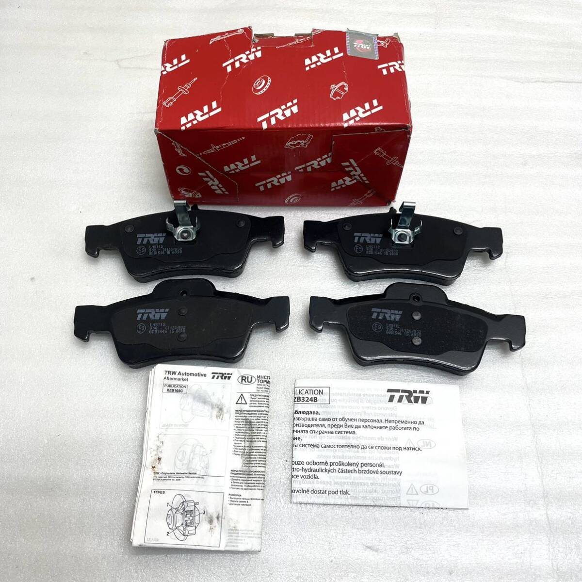 新品未使用☆TRW☆GDB1546☆メルセデスベンツ☆W221 Sクラス☆リア用ブレーキパッド☆左右.4枚SET拍卖