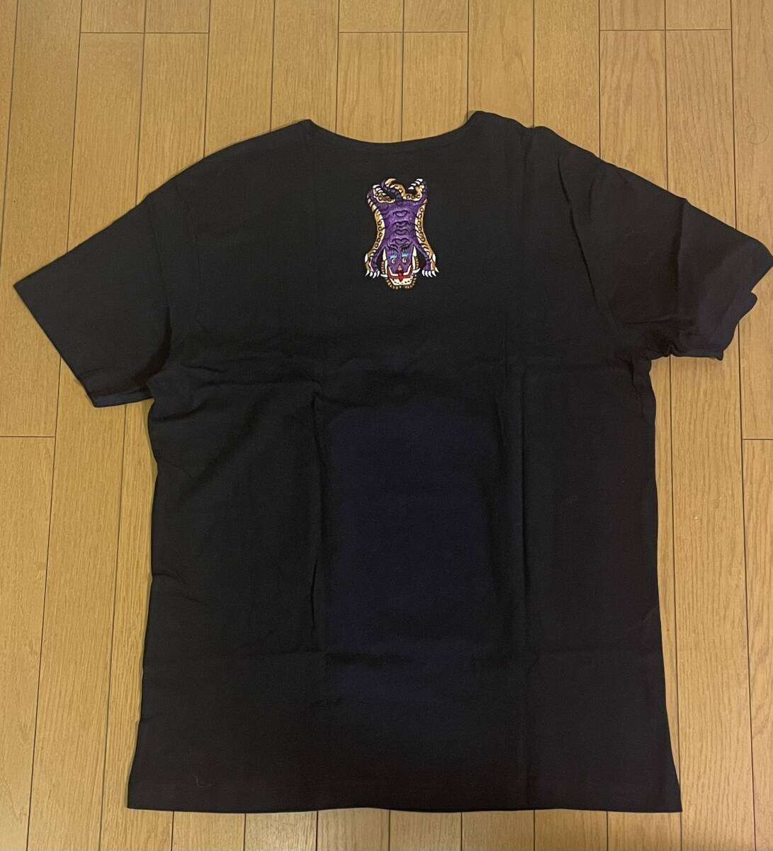 【新品 未使用 】 XLサイズ 黒 ブラック  刺繍 チベタンタイガー 虎 80拍卖