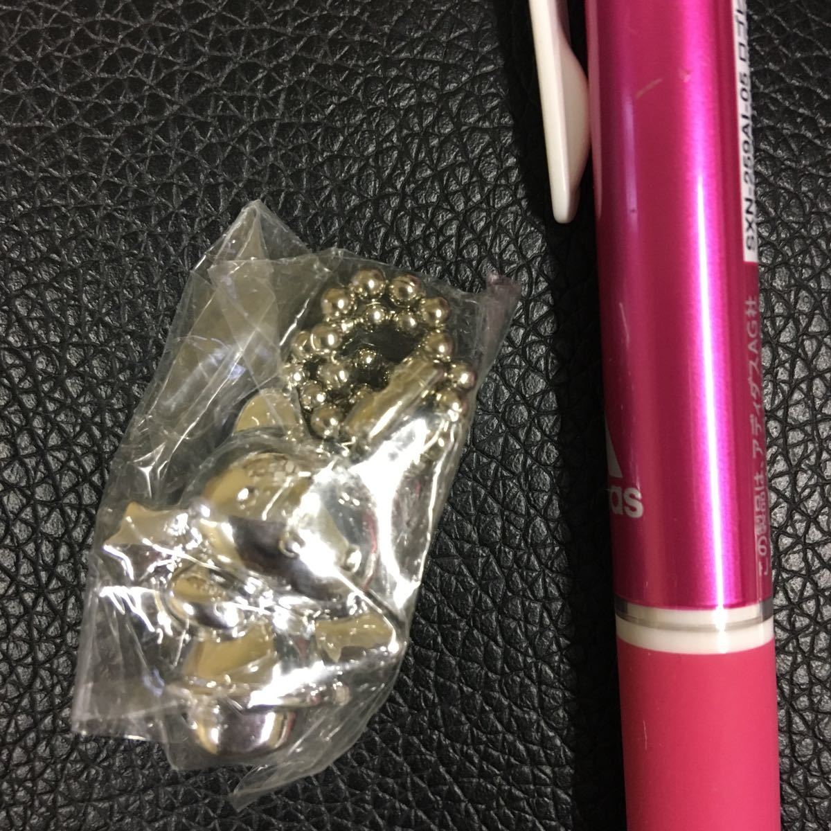 キティーちゃん、メタルメッキ、チャーム、天使拍卖