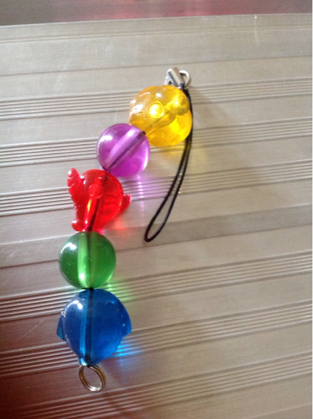 カラフルなプラスチックの玉、エヴァンゲリオン、ストラップ、1拍卖