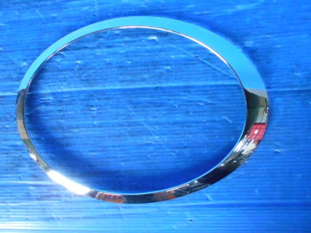 903139 BMW ミニ ABA-MF16 ヘッドランプリム右拍卖