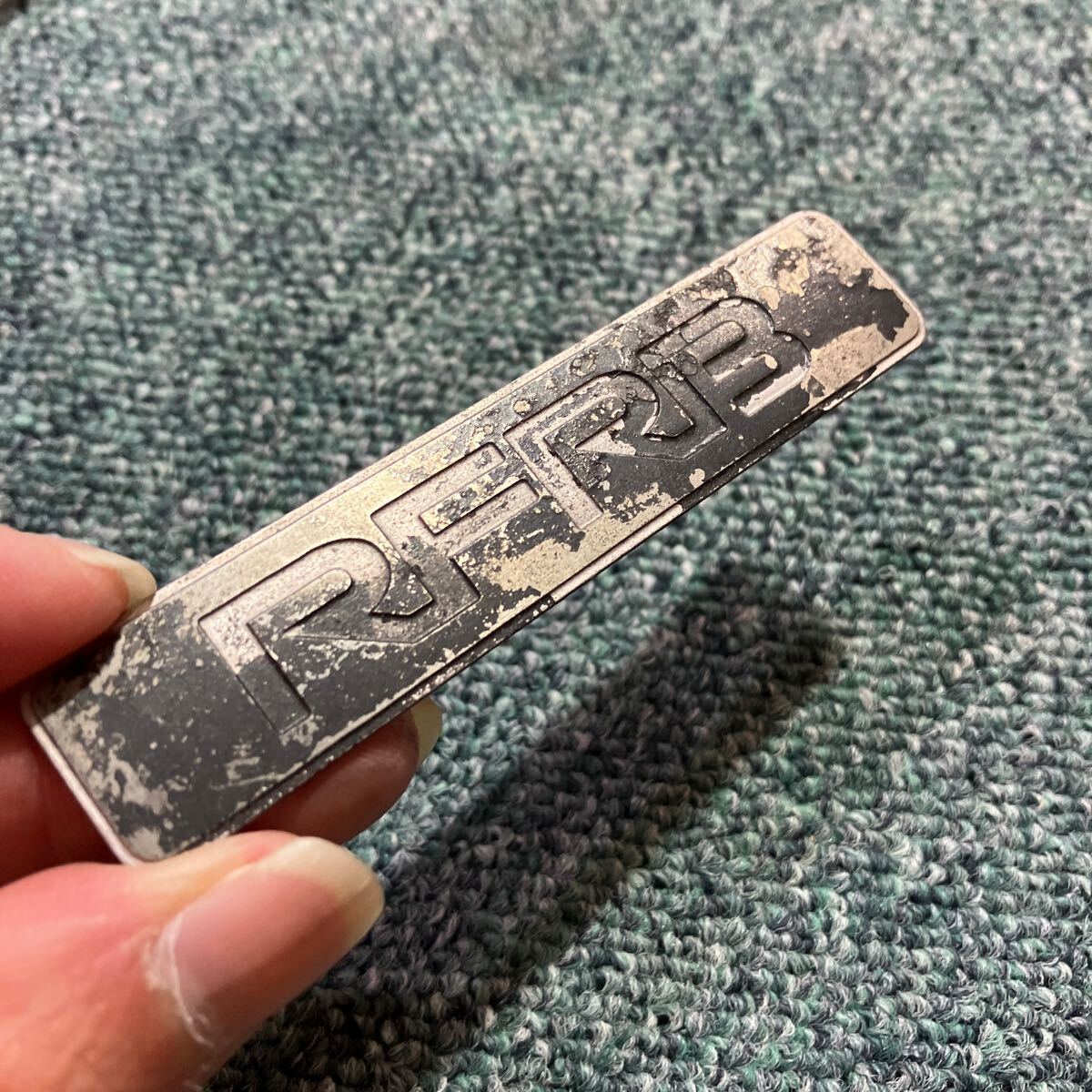 L32610 希少スバル レガシー RFRB グリル アルミプレート★ RFRB エンブレム プレート 送料200円拍卖