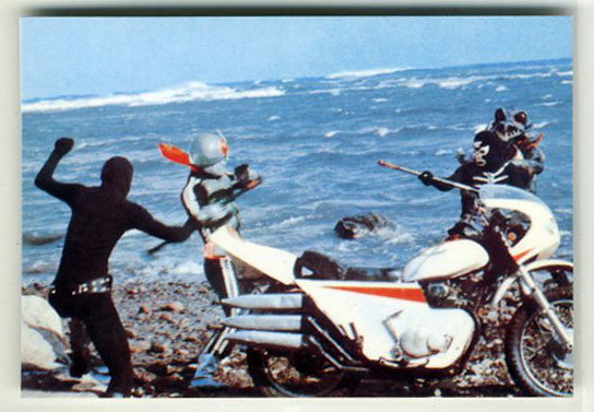 ◆防水対策 厚紙補強 カルビー 仮面ライダーチップスカード(1999 復刻版) 164番 ナマズギラーの放電ムチは恐ろしい武器だ トレカ 即決拍卖