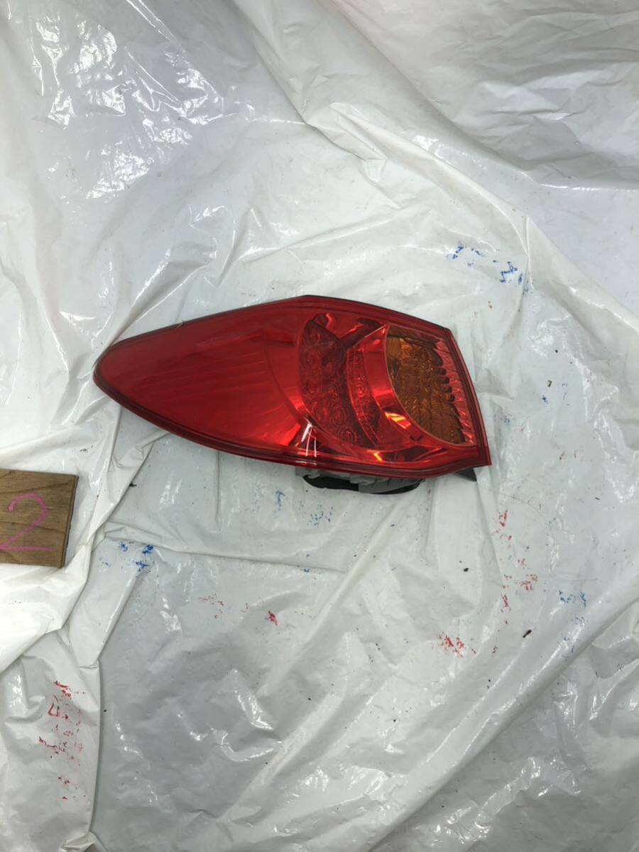 h2.14 マークX GRX135 左テールランプ 左側 助手席側 テールライト 22-351 拍卖
