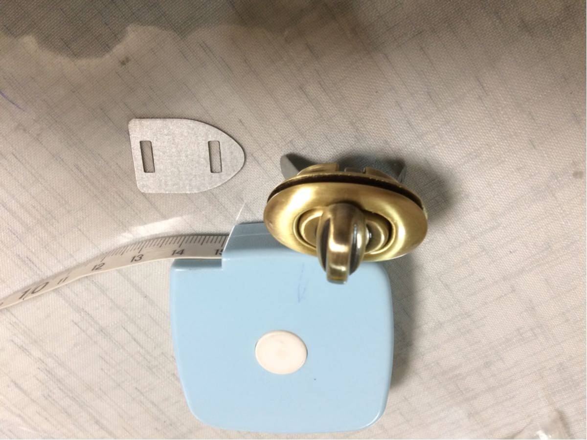 ★クラフト材料★ひねり金具★楕円形♪★拍卖