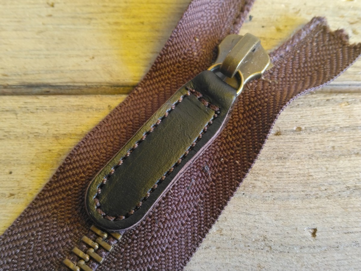 馬革 ファスナー引手3本セット 革ジャン バッグ 030824555456拍卖