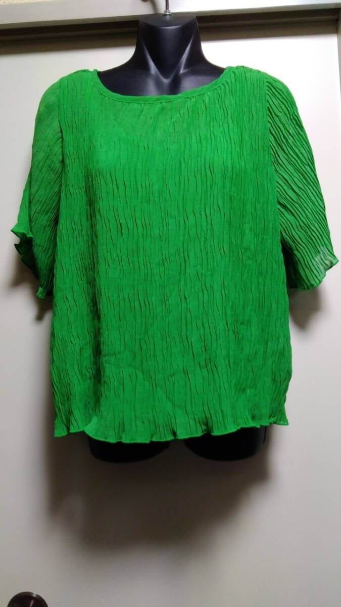 ☆インナー付きプリーツトップス☆新品タグ付き自宅保管拍卖