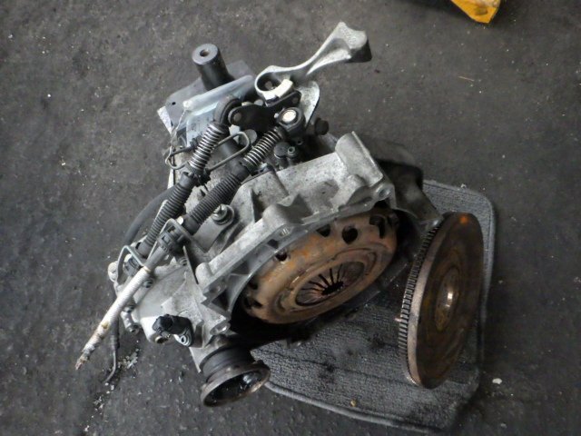 【E】実働外し VW純正 AVY 6速 6MT マニュアルミッション MT クラッチ フライホール フォルクスワーゲン ルポ GTI 2004年 6EAVY拍卖