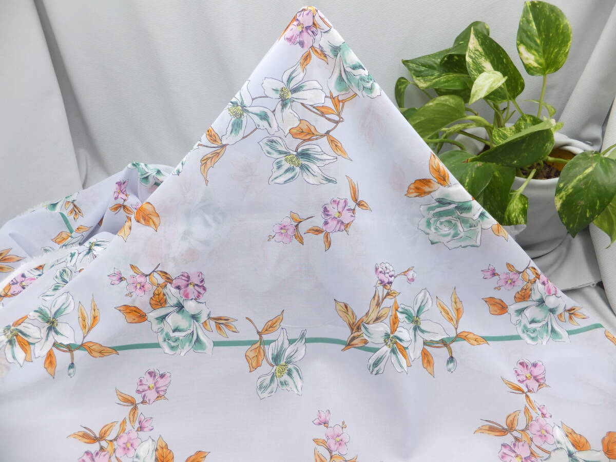 新入荷!掘り出し品!日本製!高級ブランド オリジナル!手に入らない!上質糸細綿ローン!プリント地!C100%!薄いブルーラベンダー!110cm巾×2m拍卖