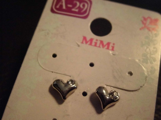 ★★★ピアスNo,187★A-29 キュービック付きハート シルバー★★★拍卖