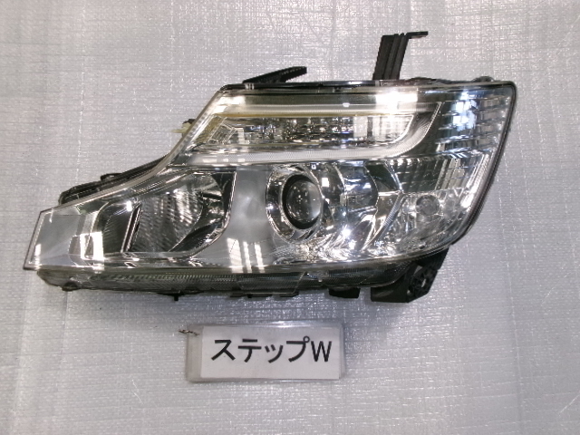 ステップワゴン スパーダ RK5 左ヘッドランプユニット HID 即決 6784拍卖