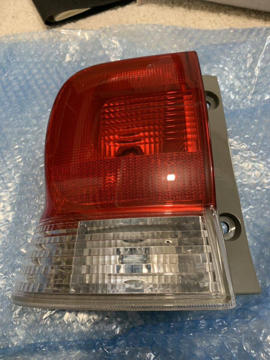 未使用 タント テールランプ  L375S テールライト ダイハツ拍卖