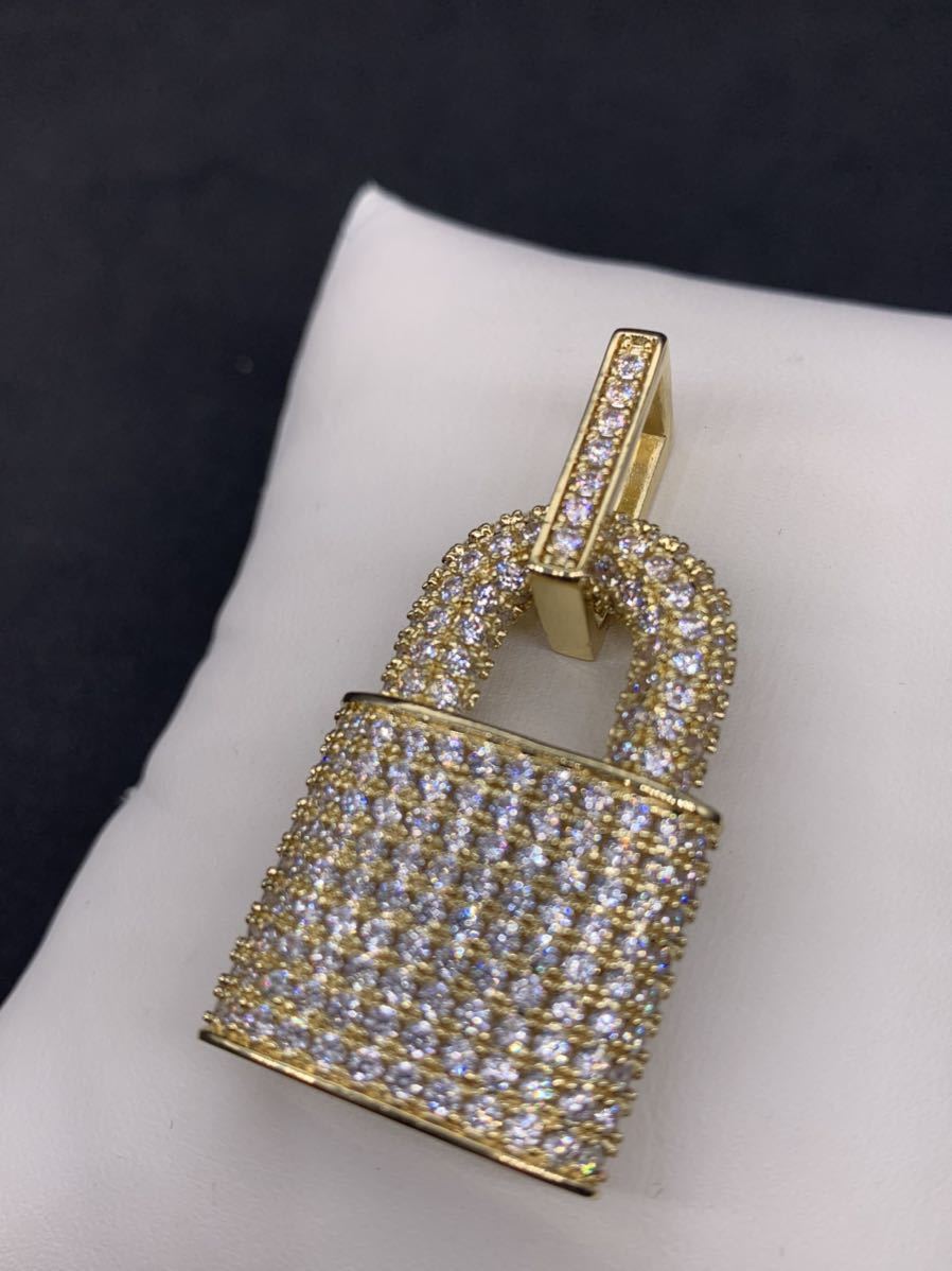 お洒落! ゴールド 南京錠 キーロック 鍵 ジルコニア ブリンブリン ネックレスペンダントトップ拍卖