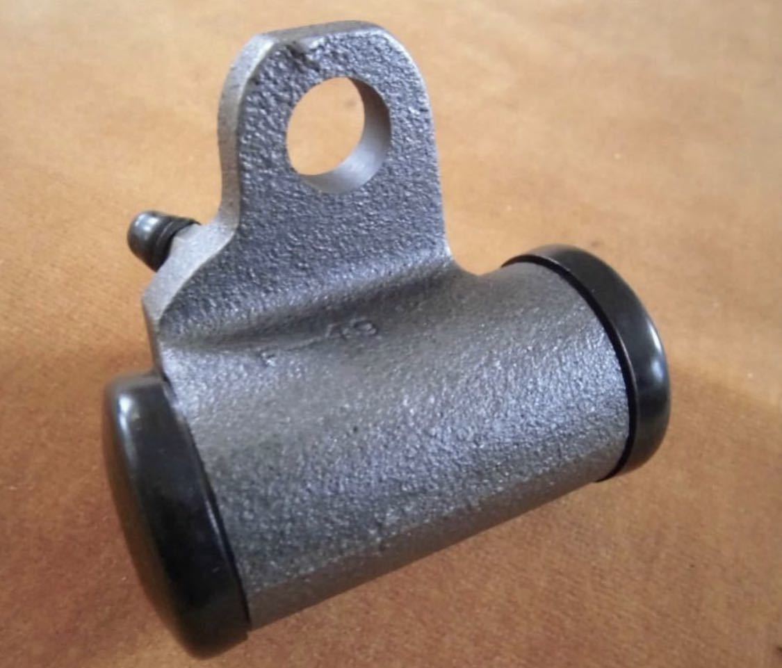 60~64シボレーインパラ フロントブレーキホイールシリンダーアッセンブリーRH新品。拍卖