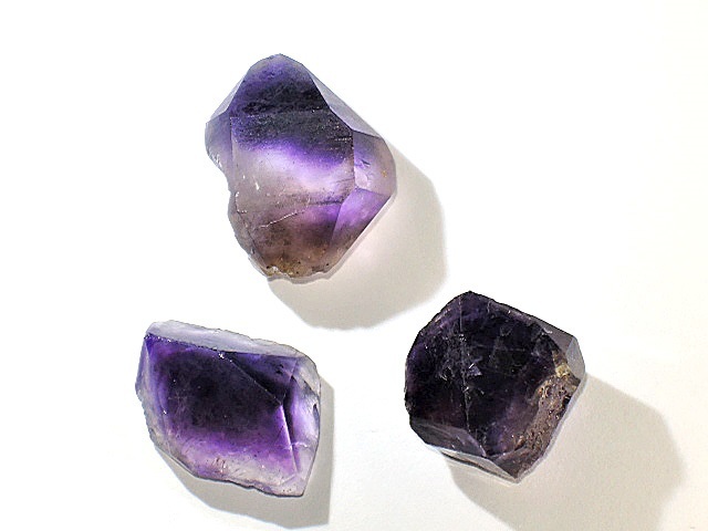 ★エレスチャルアメジストの原石★3石セット★天然石紫水晶ゲーサイト入り★おでかけポーチ付き★kamesan拍卖