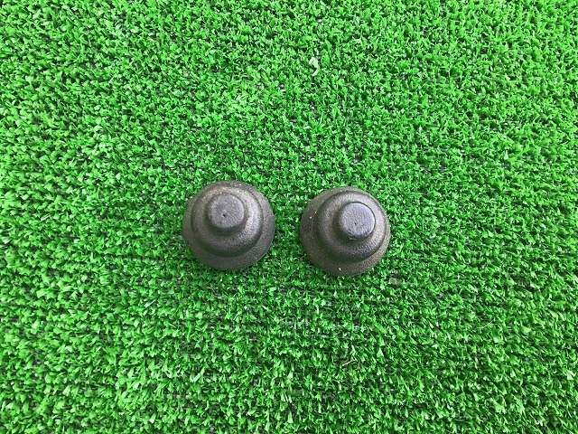 送料¥430 平成6年 GZ32 Z32 フェアレディZ Tバールーフ 2by2 フロントシート 取付部 グロメット めくら蓋 拍卖