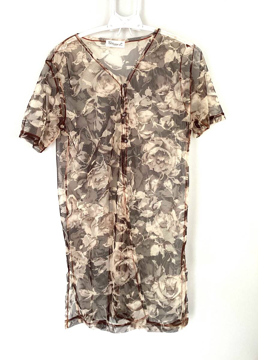 M79 未使用に近い 半袖 カットソー 半袖 Mサイズ相当 チュール 透け透け素材です 茶色 花柄 バラ Bashecina-L拍卖