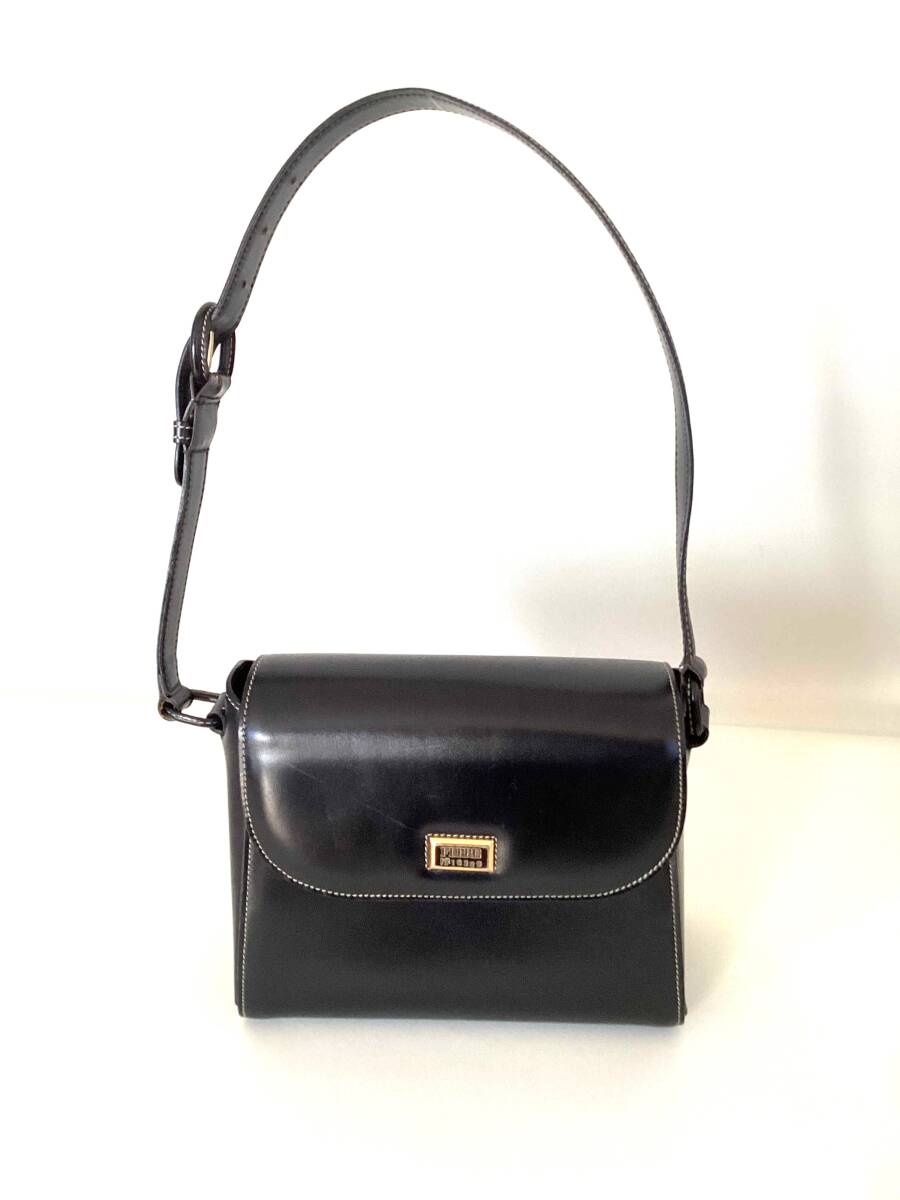 P40 FERRE ショルダーバッグ ブラック かばん フェレ 拍卖