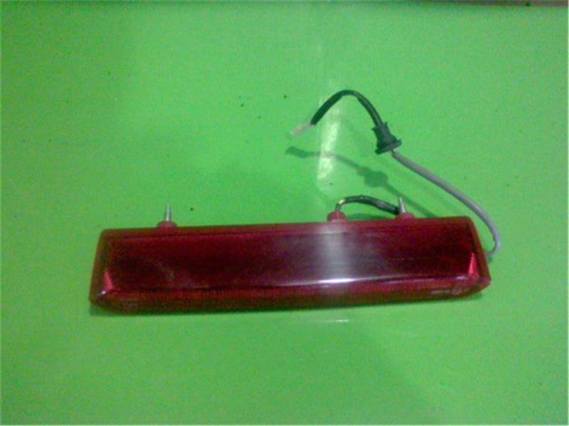 スバル 純正 インプレッサXV 《 GT3 》 ハイマウントストップランプ P10800-24000171 拍卖