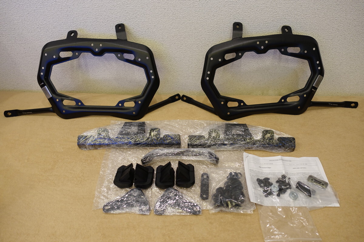 絶版★SW-MOTECH MT-09 TRACER / TRACER900 GT (18-20) PRO サイドキャリア パニアボックス サイドケース 定価52,360円 KFT0687130000/B拍卖