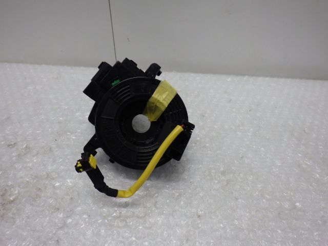 ★インプレッサ スポーツ 2.0I-S アイサイト GT7★スパイラル ケーブル 83196-FJ020 A年改 純正 中古拍卖