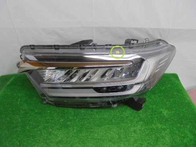 ホンダ/オデッセイ RC4 後期用 左ヘッドランプ LED スタンレーW5847『刻印J3』No.237721【品番 33150-T6A-J31】拍卖