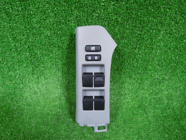 トヨタ ヴィッツ SCP90 / NCP95 パワーウィンドウスイッチ 中古 PBT-GF30 15ピン カバー付き 12054拍卖