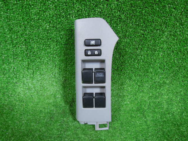 トヨタ ヴィッツ NCP95 パワーウィンドウスイッチ 中古 PBT-GF30 15ピン カバー付き 12055拍卖