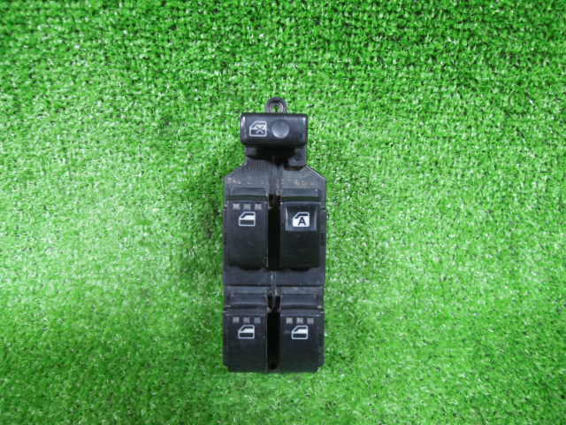 ダイハツ ムーヴ L185S パワーウィンドウスイッチ 中古 84820-B2210 515385-000 12ピン4ピン 12102拍卖