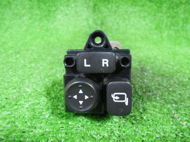 スズキ MRワゴン MF33S 電動格納 ドアミラースイッチ 中古 配線9本 カプラー付き 12130拍卖