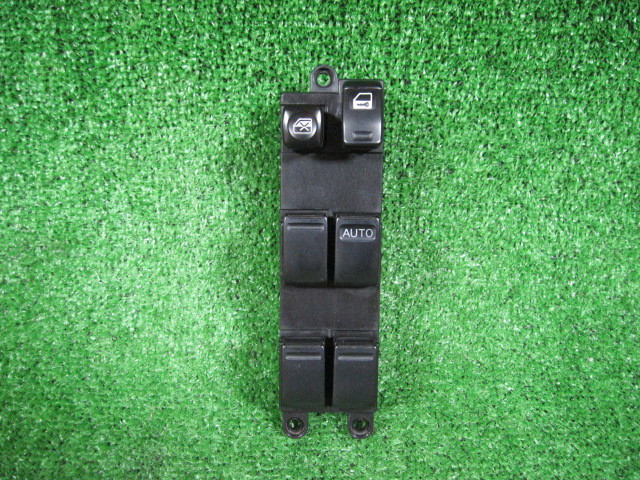 日産 ローレル GNC35 パワーウィンドウスイッチ 中古 14ピン 200263拍卖
