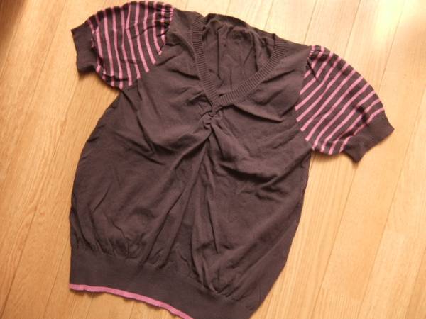 ギャミヌリィ★2★袖ボーダーワインブラウン半袖ニット拍卖