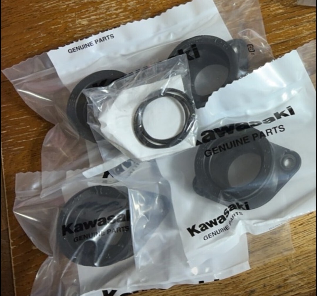 ペイペイKawasaki カワサキ ZEPHYR 750 ゼファー750 インシュレーター セット ZEPHYR750拍卖