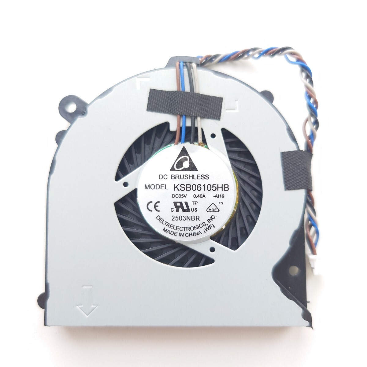 7日保証FA3ゆうパケット送料無料 新品 富士通 FMV LIFEBOOK AH77/Y FMVA77YB FMVA77YR FMVA77YW ファン/ 冷却 修理パーツ 管理0331nmm拍卖