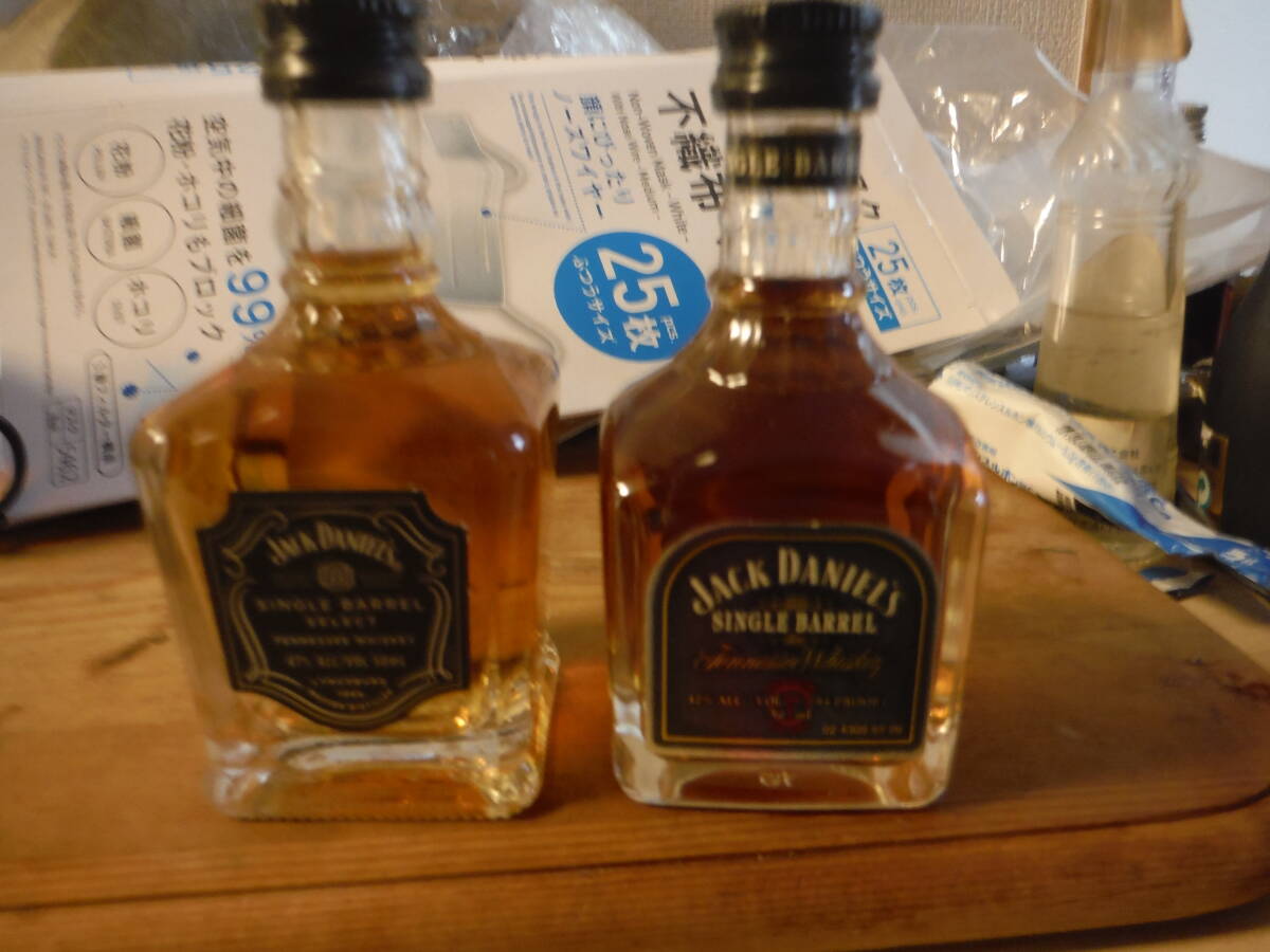 ジャックダニエル シングルバレル 2種類 ミニ瓶 50ml ガラス瓶 2種類 拍卖