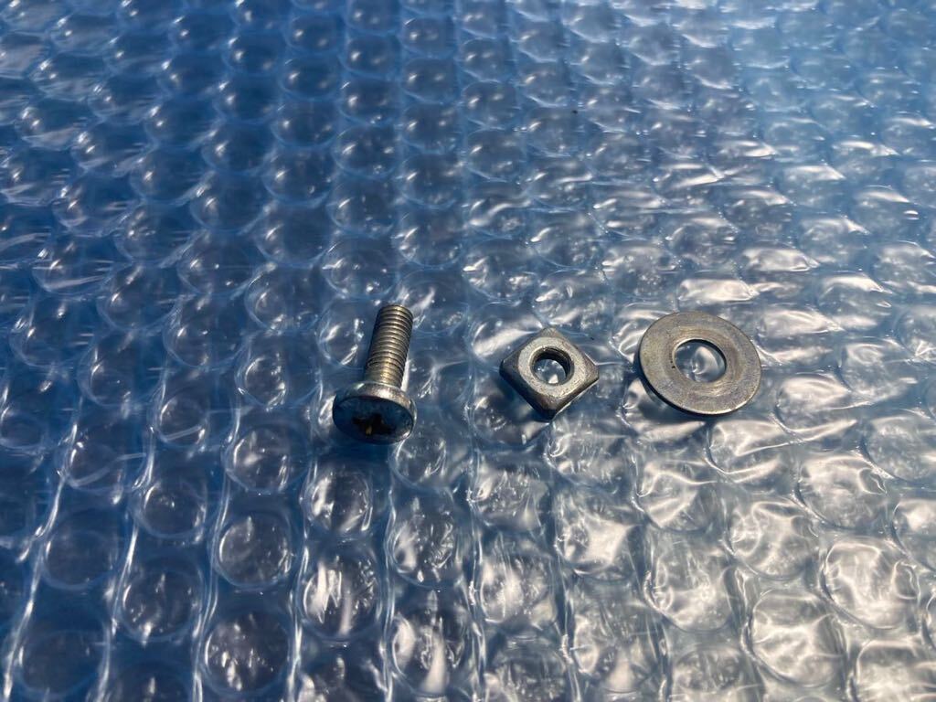 3162■ スズキ レッツ CA4AA ライト 固定 ネジ 調整拍卖