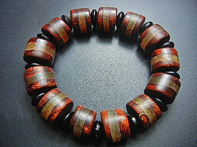 ★西蔵天珠数珠★JFV2924 朱砂龍紋 薬師線天珠 10*13mm超勧め拍卖