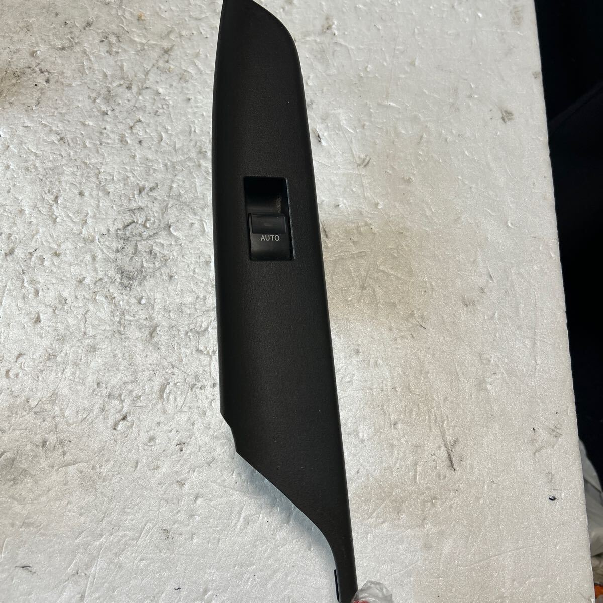 41 トヨタ ANH20W 25 ヴェルファイア アルファード 助手席 パワーウィンドウスイッチ M-356拍卖