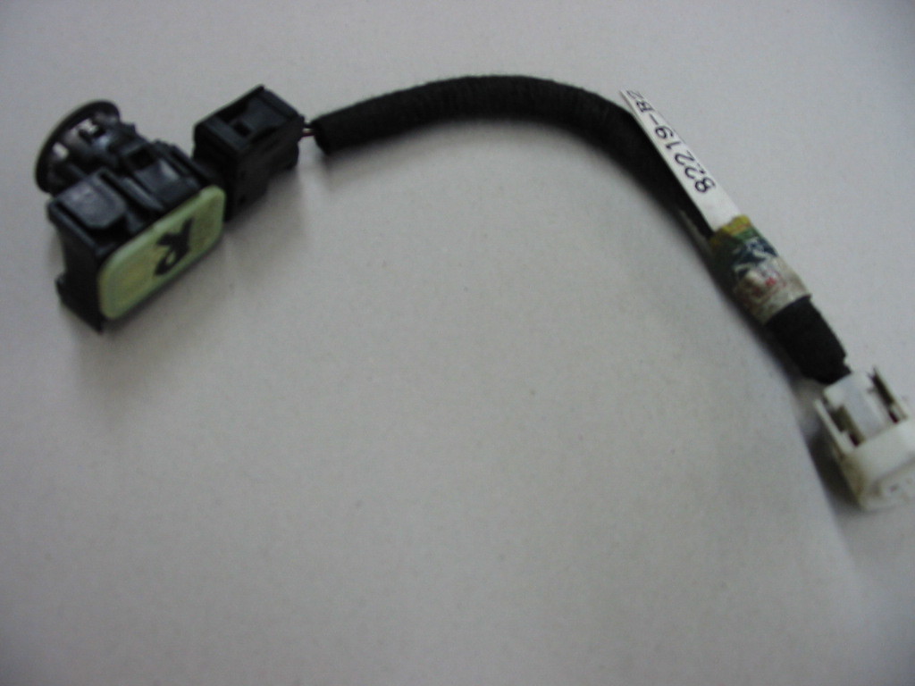 センサー R 1つ 送料全国510円以下 ダイハツ ムーヴ LA150S ソナー 右側 リアバンパー カラー T22 82219-B2060H-1 中古部品 ピンク 車 拍卖