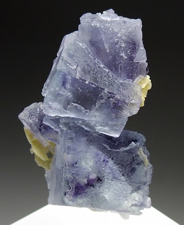 ☆☆ フローライト 蛍石 (蛍光) <内モンゴル自治区> 260 ☆☆拍卖