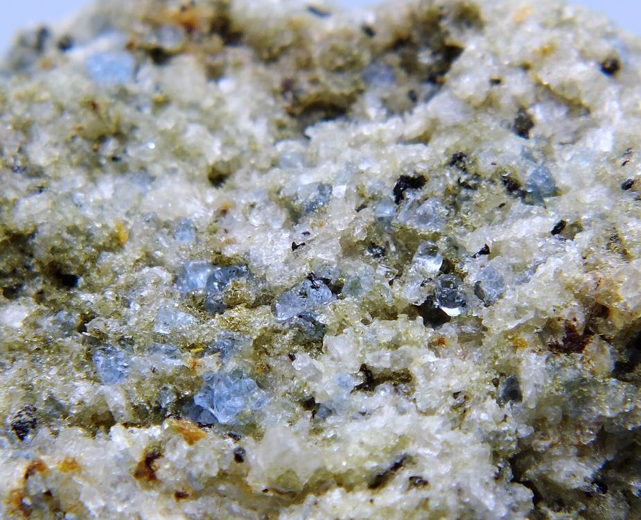 ☆☆ 藍方石 アウイン (蛍光) <ドイツ> 15 ☆☆拍卖