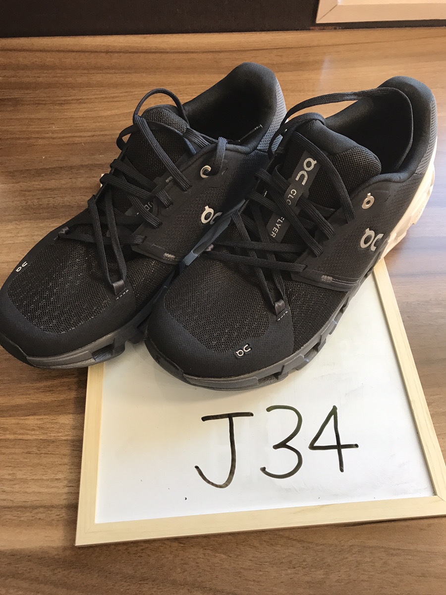 オン ランニングシューズ Cloudflyer 4 メンズ 27.5cm拍卖