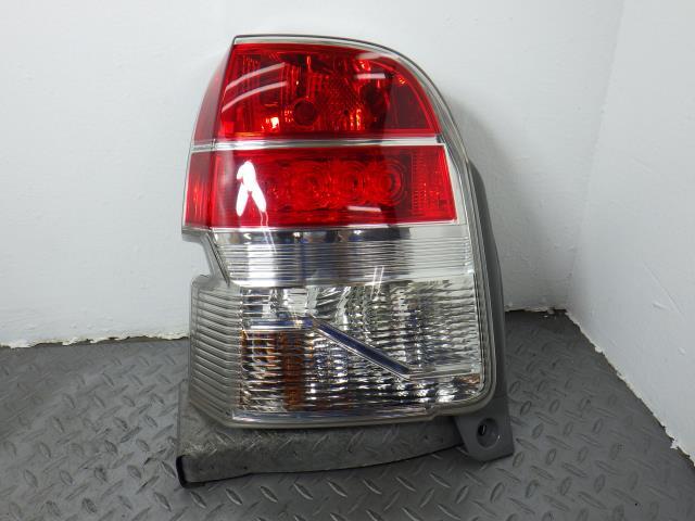 スペイド NCP141 左 テール ランプ ライト 81560-52A20拍卖