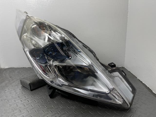 リーフ ZAA-ZE0 右 ヘッドランプ ライト 26010-3NA2D拍卖