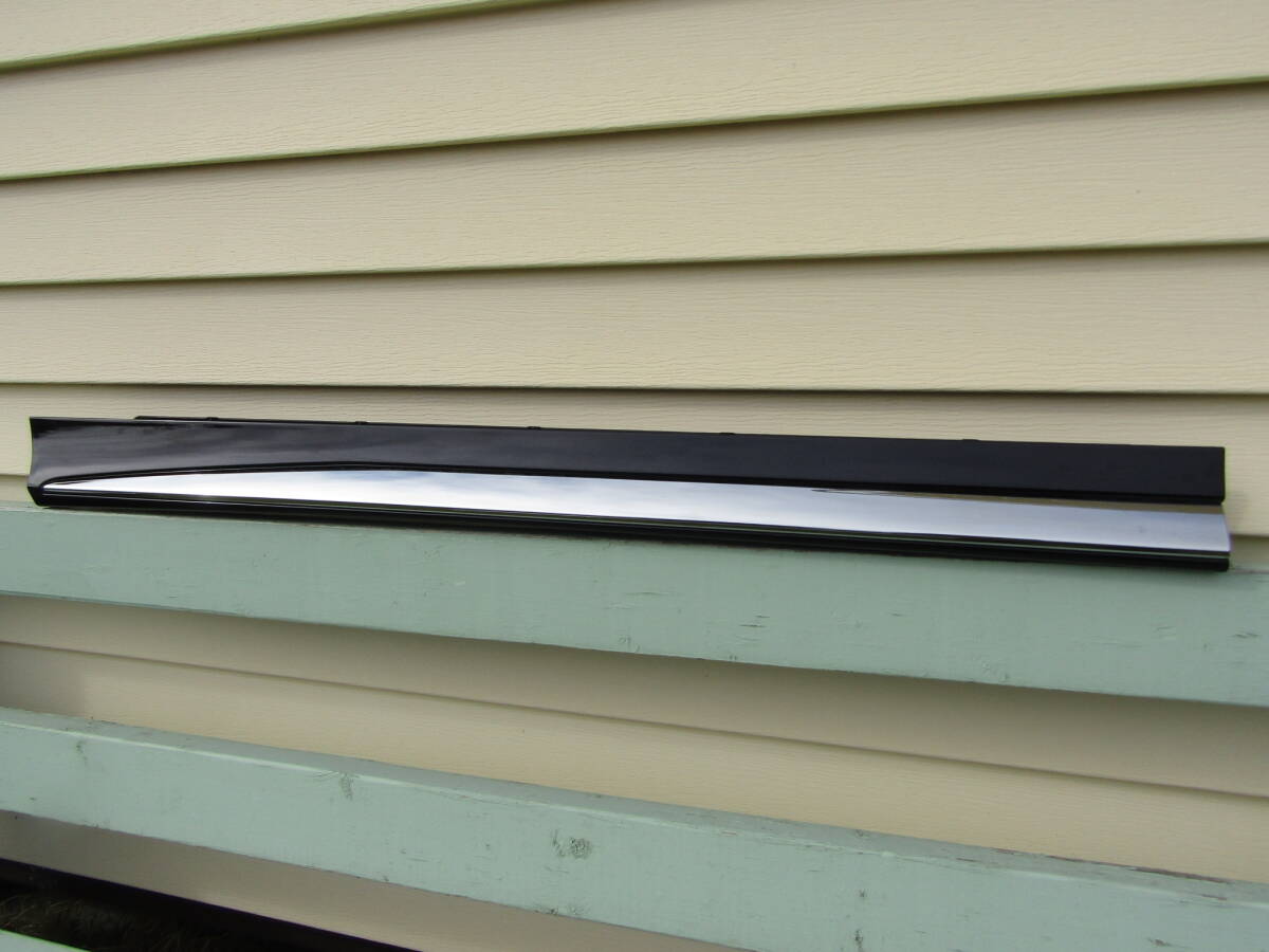 30 アルファード 純正 左 フロントドア マッドガード サイドステップ ドアモール 76962-58030 ブラックパール 220 ■■ 12043001拍卖