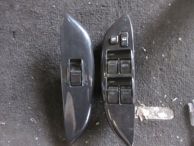 ★⑱R6G8280 NCP10 ヴィッツ 純正ウインドウスイッチ マスタースイッチ カーボン調カバー付 修理やストック等に拍卖