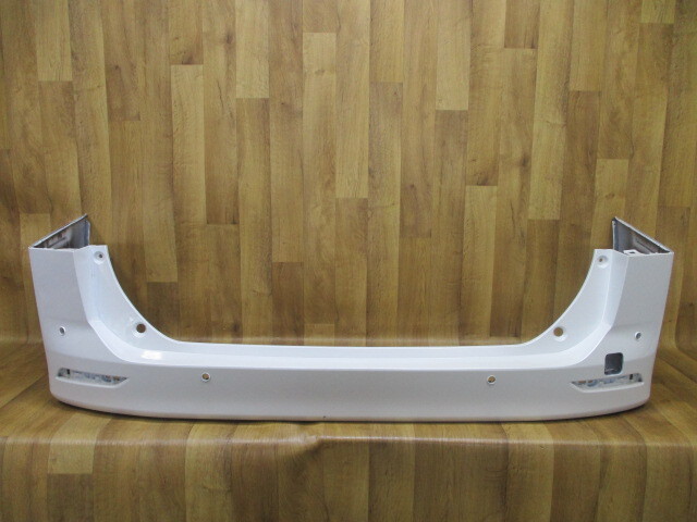 D9/ ZWR90W/ZWR95W/MZRA90W/MZRA95Wノア純正リアバンパー52159-V1010拍卖